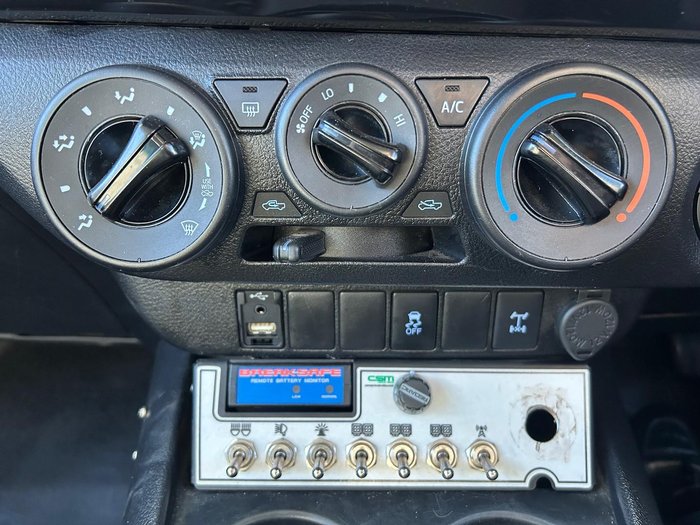 2018 Toyota Hilux SR