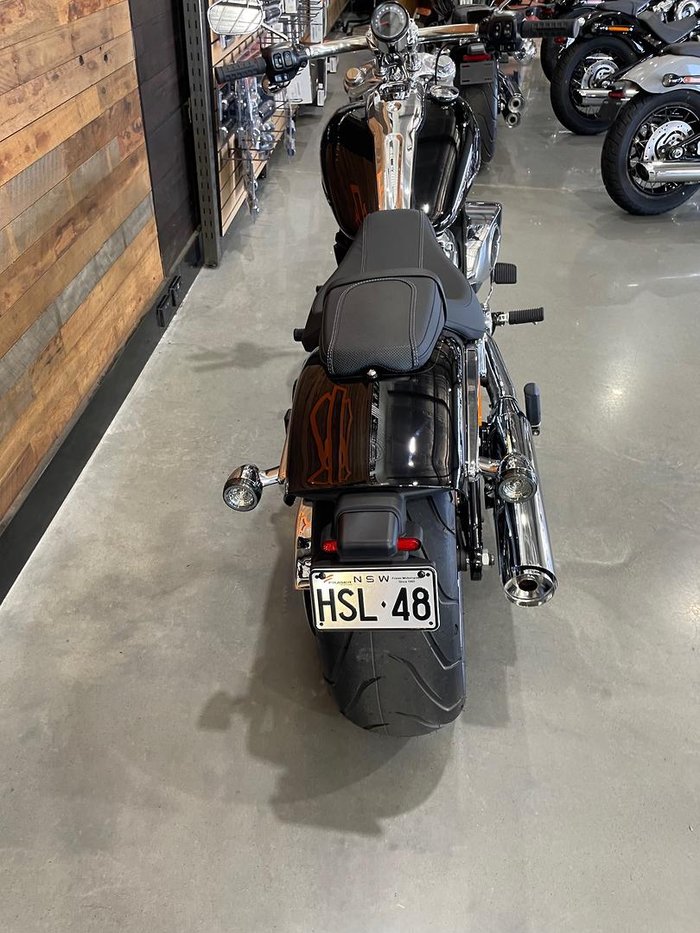 2025 Harley-Davidson Breakout 117 (FXBR) Softail Black