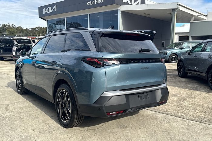 2025 Peugeot 5008 GT Premium Hybrid