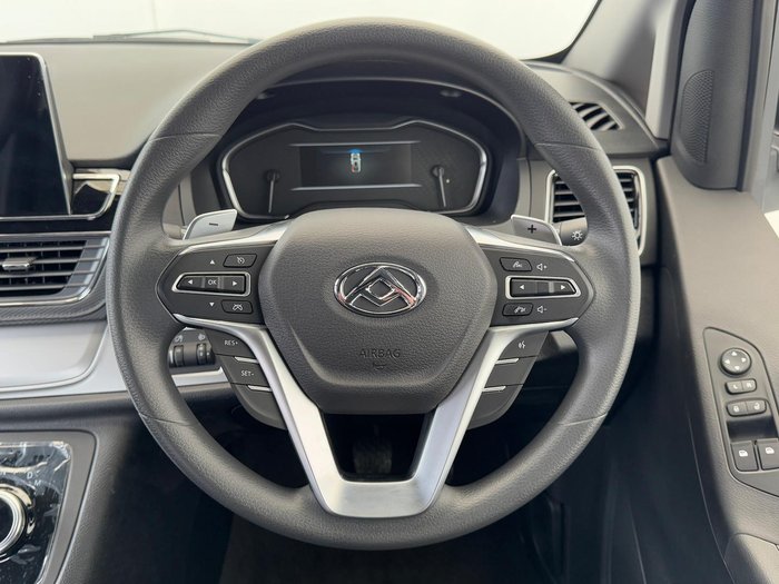 2025 LDV G10