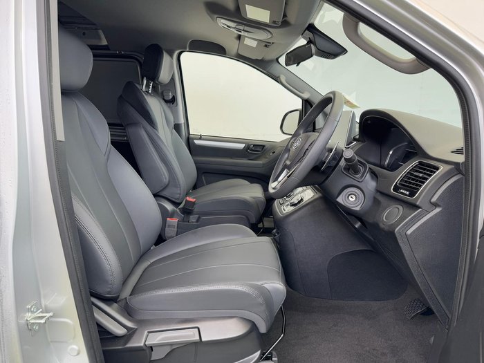 2025 LDV G10