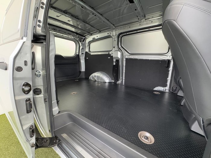 2025 LDV G10