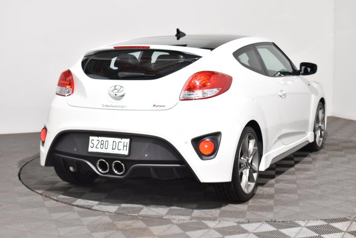 2015 Hyundai Veloster SR Turbo +