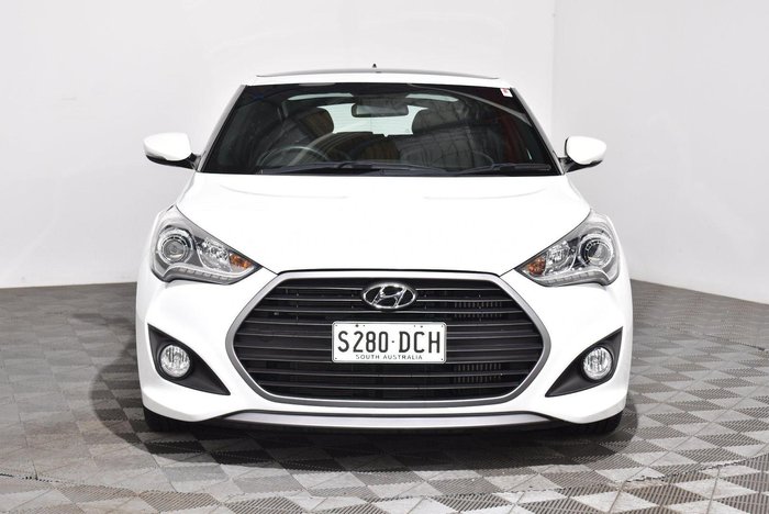 2015 Hyundai Veloster SR Turbo +
