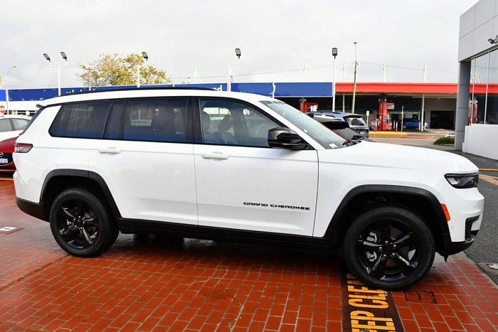 2023 Jeep Grand Cherokee Night Eagle