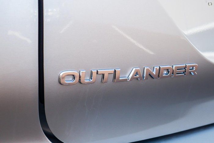 2024 Mitsubishi Outlander LS ZM MY24 Sterling Silver