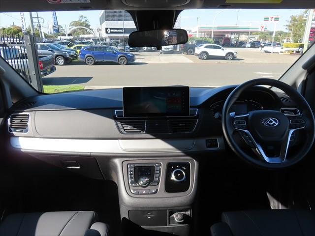 2025 LDV G10