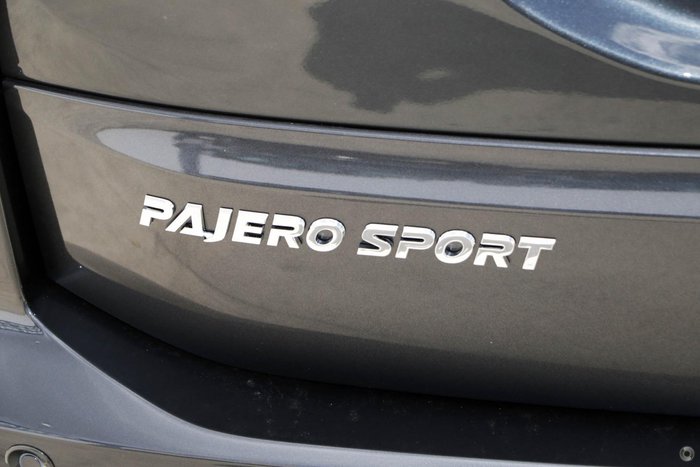 2025 Mitsubishi Pajero Sport GLX