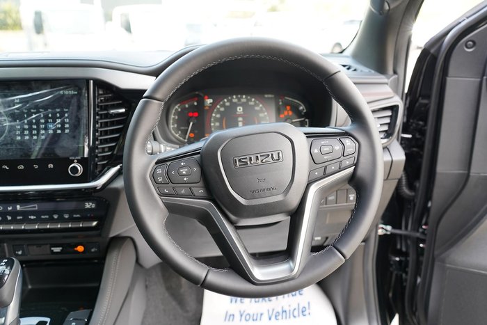 2025 Isuzu MU-X X-TERRAIN
