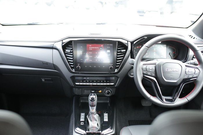 2025 Isuzu D-MAX X-TERRAIN