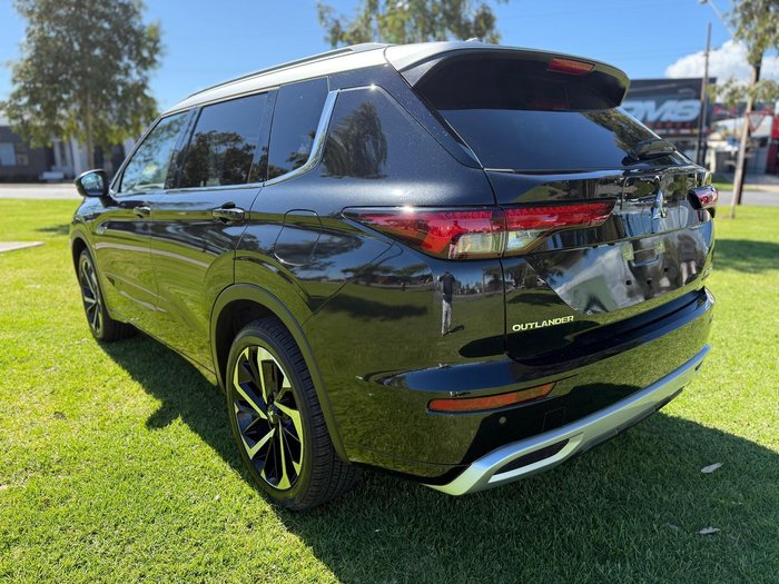 2024 Mitsubishi Outlander PHEV Exceed Tourer ZM MY24 AWD Black Diamond with Sterling Silver Roof