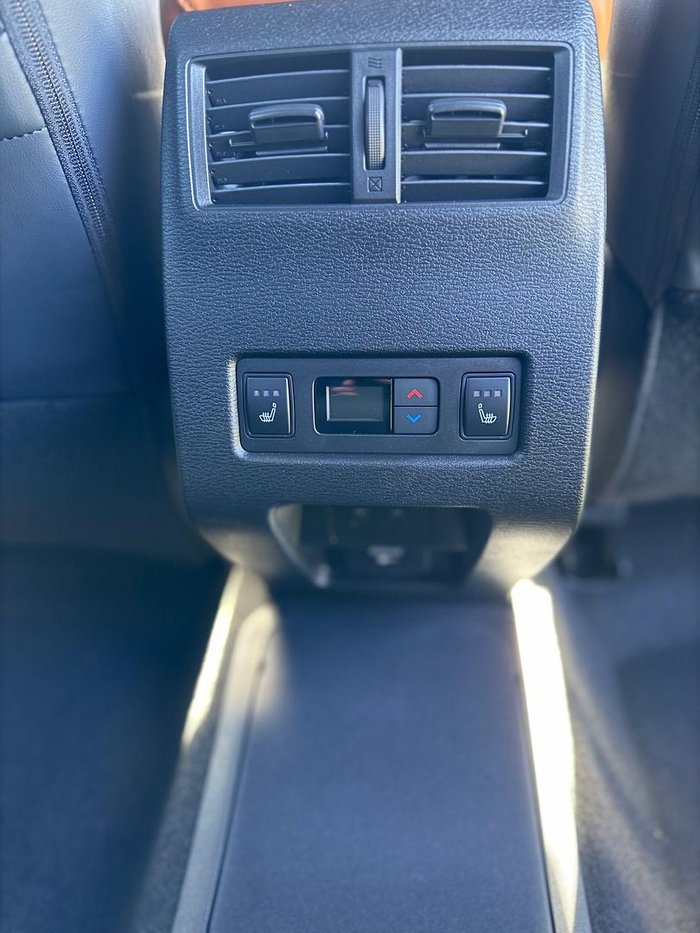 2024 Mitsubishi Outlander PHEV Exceed Tourer ZM MY24 AWD Black Diamond with Sterling Silver Roof