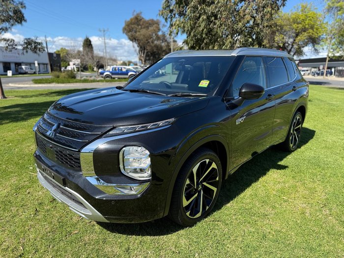 2024 Mitsubishi Outlander PHEV Exceed Tourer ZM MY24 AWD Black Diamond with Sterling Silver Roof