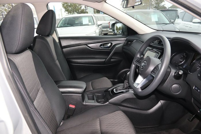 2022 Nissan X-TRAIL ST