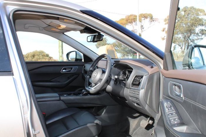 2023 Nissan X-TRAIL ST-L