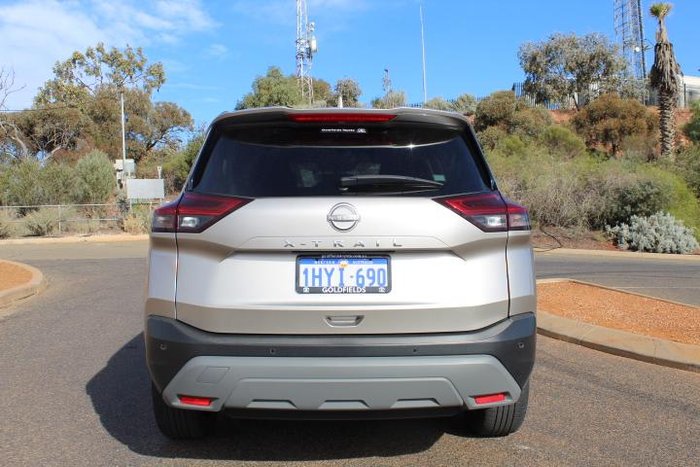 2023 Nissan X-TRAIL ST-L