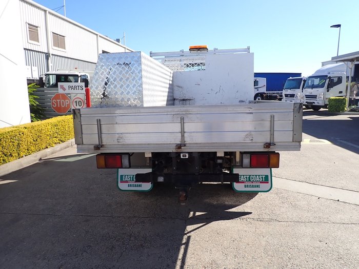 2014 ISUZU NLR 200 WHITE