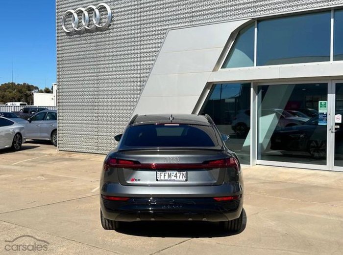 2023 Audi Q8 e-tron 55