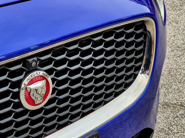 2018 Jaguar E-PACE P200 SE