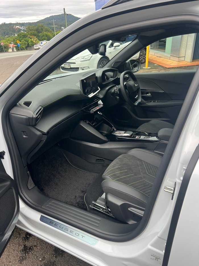 2025 Peugeot 2008 GT e-DCS Hybrid