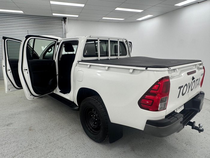 2020 Toyota Hilux SR GUN126R 4X4 Dual Range Glacier White