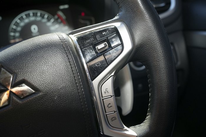 2022 Mitsubishi Pajero Sport GSR