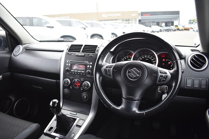 2013 Suzuki Grand Vitara Urban