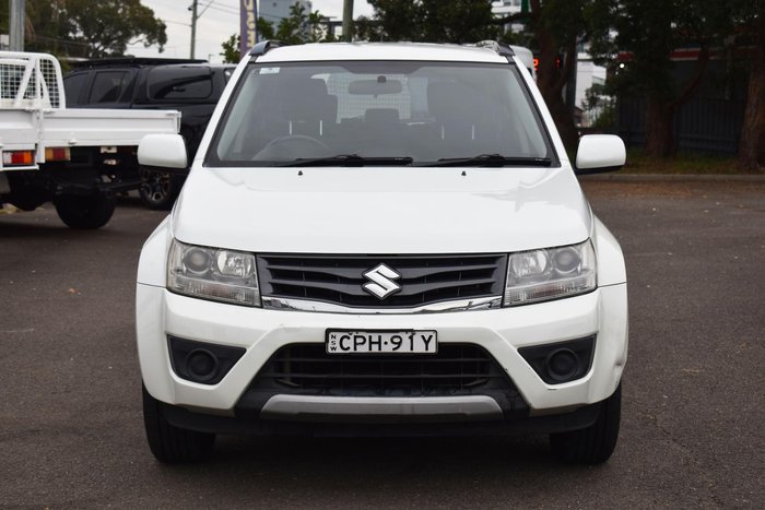 2013 Suzuki Grand Vitara Urban