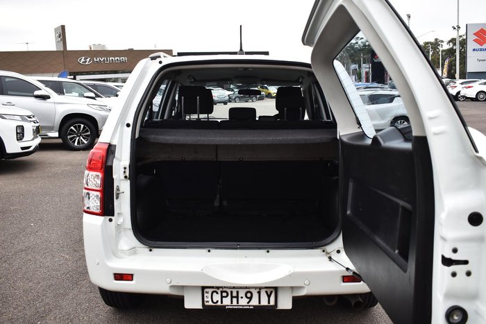 2013 Suzuki Grand Vitara Urban