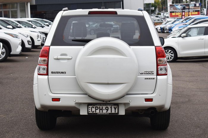 2013 Suzuki Grand Vitara Urban