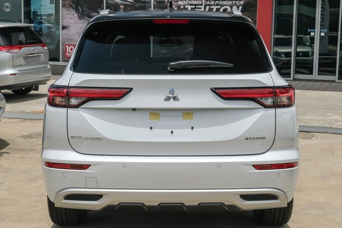 2024 Mitsubishi Outlander Exceed Tourer