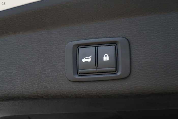 2024 Mitsubishi Outlander Exceed Tourer ZM MY24 AWD White Diamond with Black Mica Roof