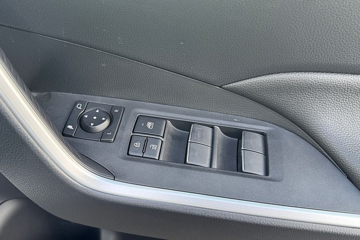 2025 Toyota RAV4 GXL