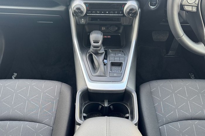 2025 Toyota RAV4 GXL