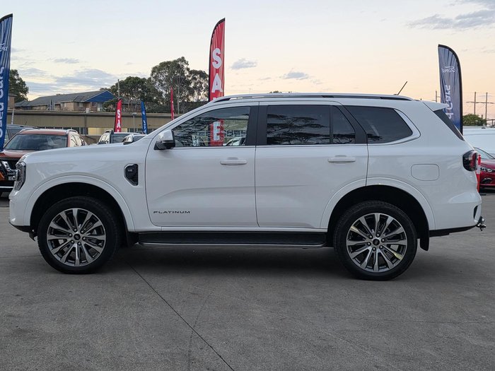 2024 Ford Everest Platinum