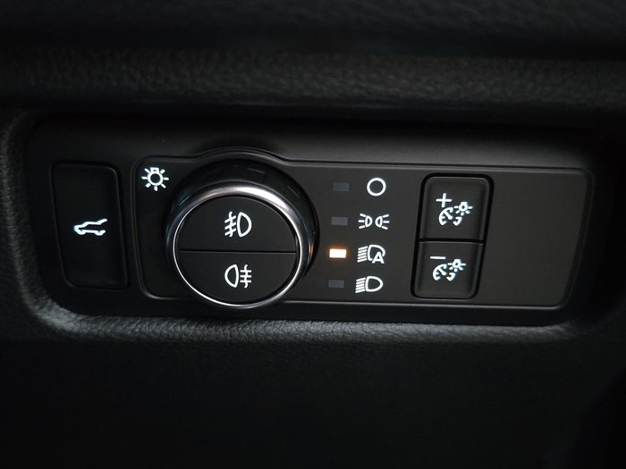 2024 Ford Everest Platinum