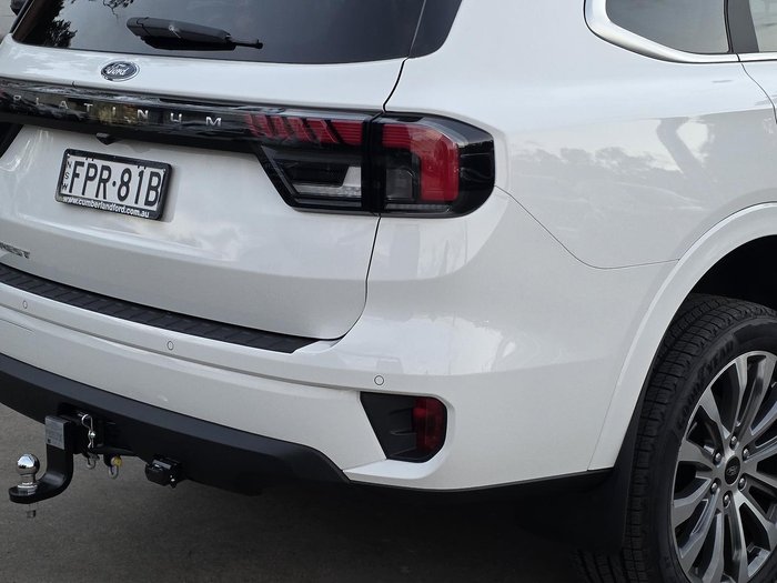 2024 Ford Everest Platinum