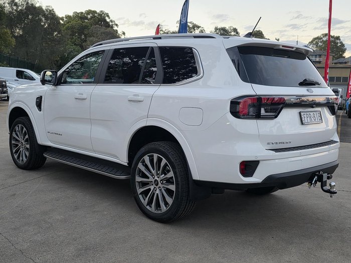 2024 Ford Everest Platinum