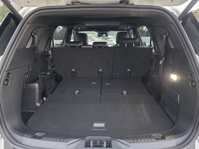 2024 Ford Everest Platinum