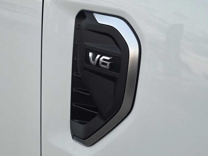 2024 Ford Everest Platinum