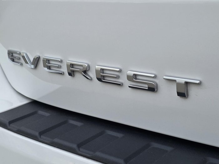 2024 Ford Everest Platinum