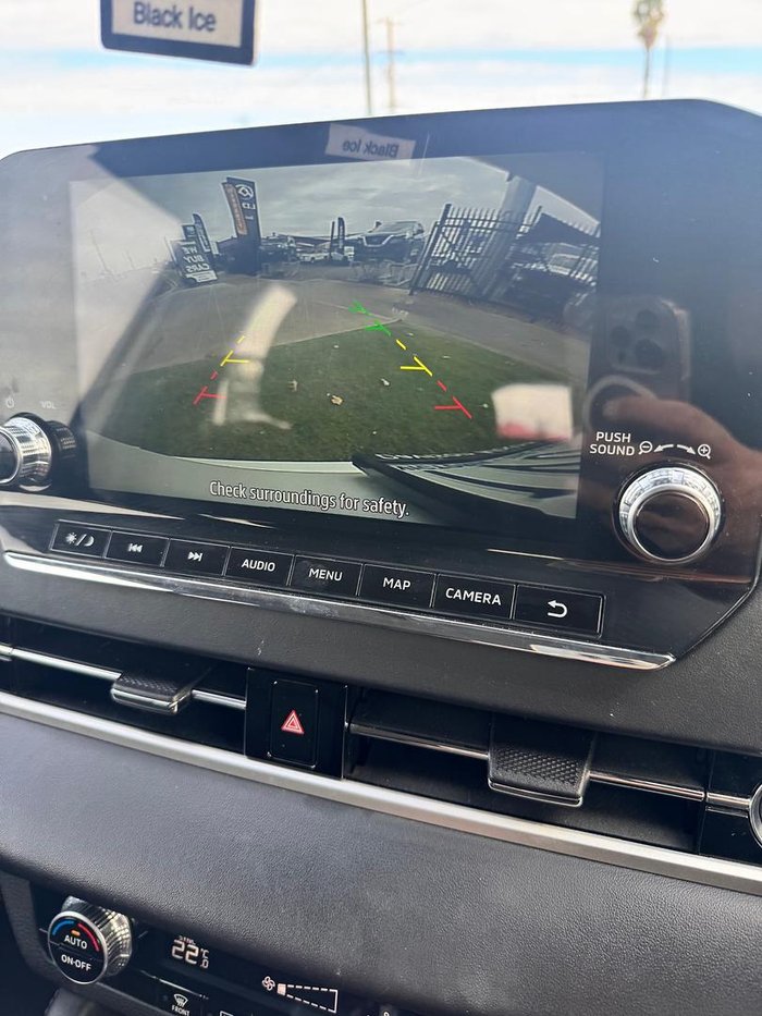 2022 Mitsubishi Outlander ES