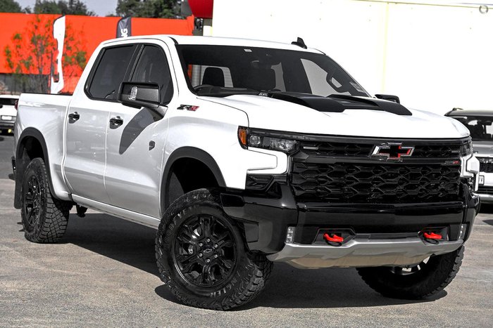 2025 Chevrolet Silverado 1500 ZR2 W/Tech Pack T1 MY24 4X4 Summit White