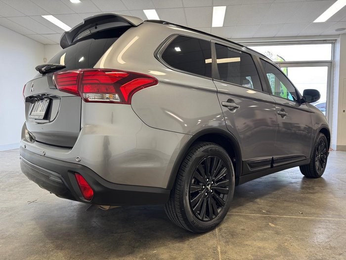 2020 Mitsubishi Outlander Black Edition
