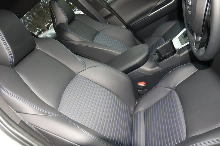 2024 Toyota RAV4 XSE