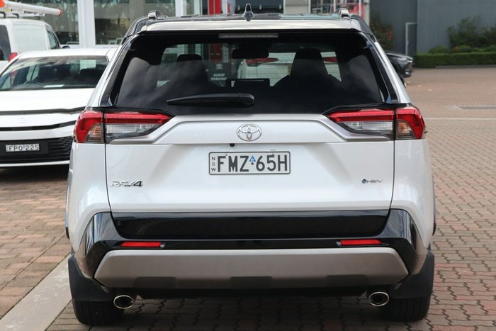 2024 Toyota RAV4 XSE