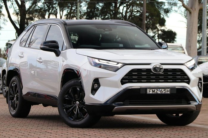 2024 Toyota RAV4 XSE