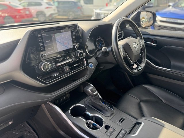 2021 TOYOTA KLUGER
