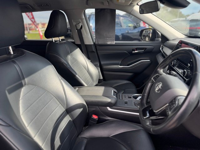 2021 TOYOTA KLUGER