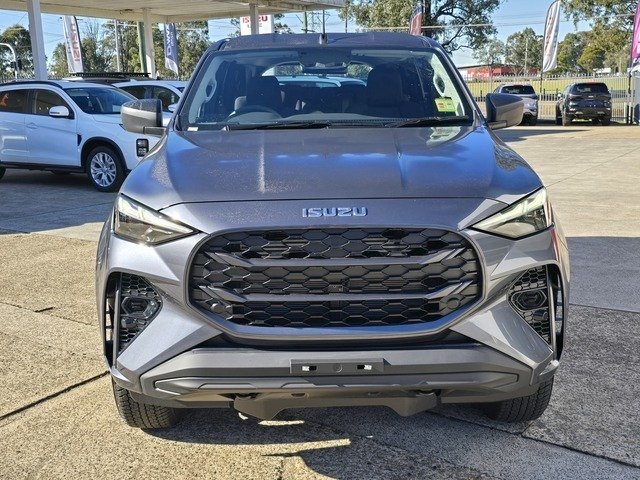 2025 Isuzu MU-X
